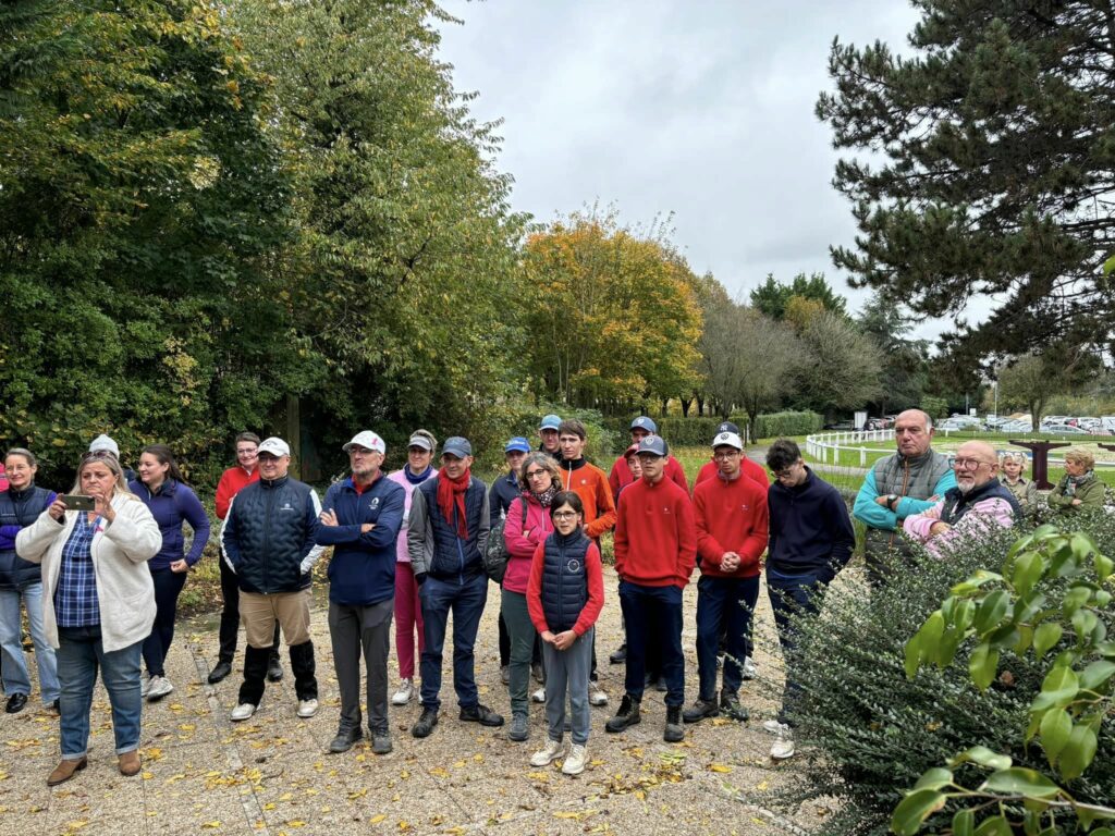 AS Saint aubin pour octobre rose voici les participants